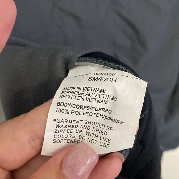 NWT- Under Armour- Women's Challenger Track Jacket- grey- size Small - Picture 7 of 8